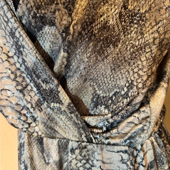 Elegant Snake Print Wrap Dress - Picture 4 of 5